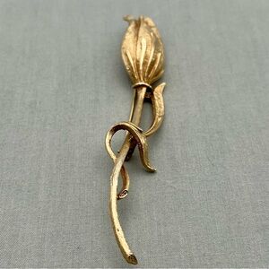 Vintage 60’s Pegasus Coro Large Textured Tulip Brooch
